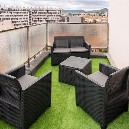 F2 Hypercentre Clermont Ferrand Apartment Exterior foto